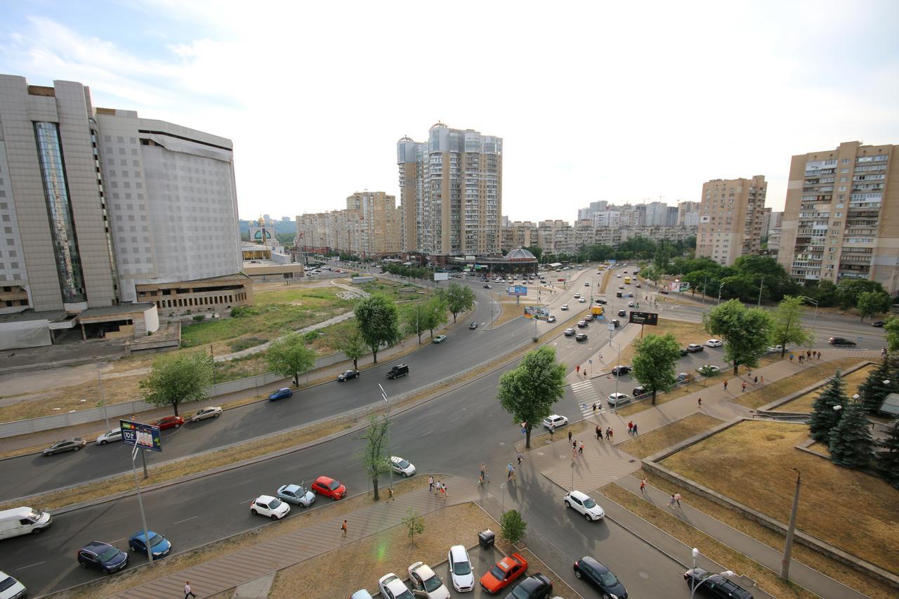 Inn Home Apartments - Livoberezhna Kiev Exterior foto