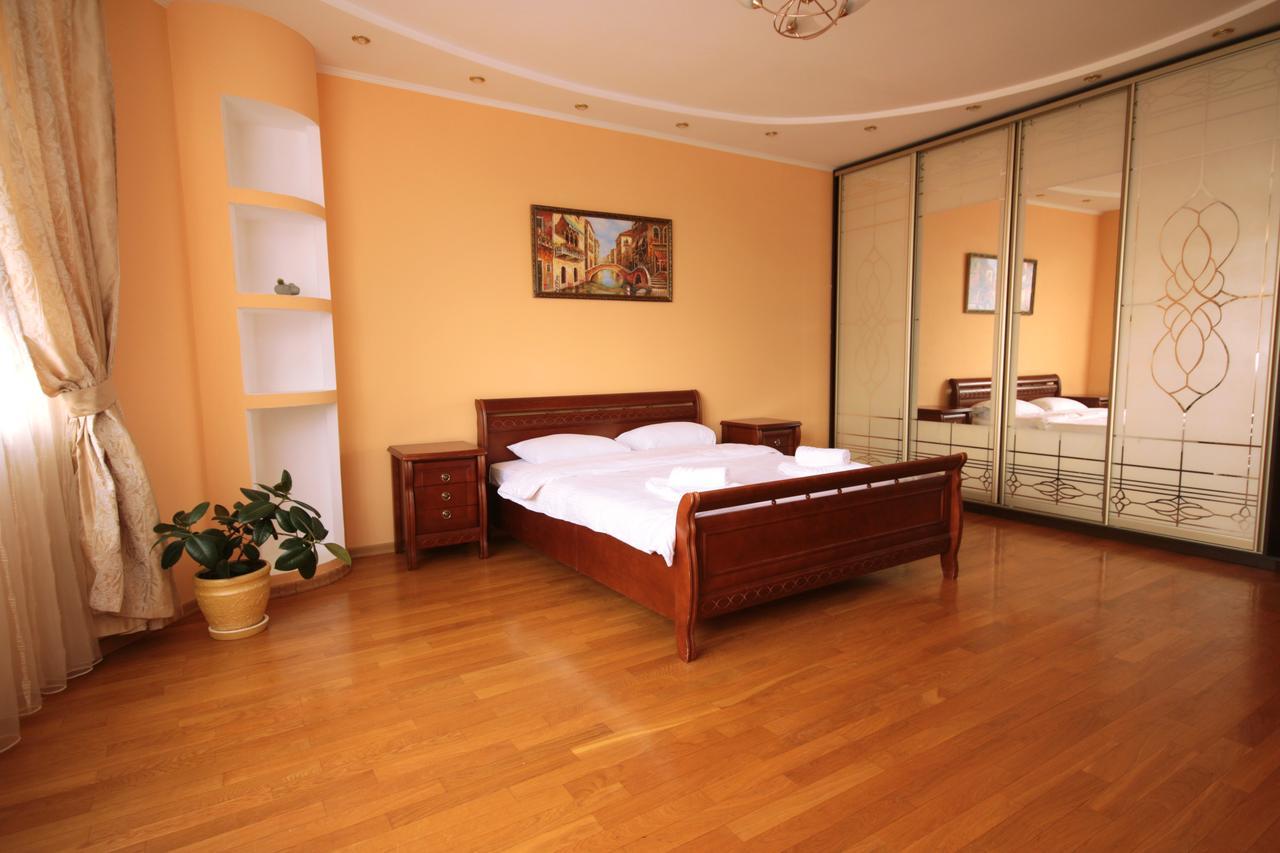 Inn Home Apartments - Livoberezhna Kiev Exterior foto